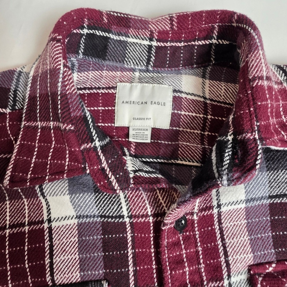 American Eagle Flannel Shirt Mens XS Burgundy Plaid Classic Fit Cotton Button Up - Picture 4 of 5